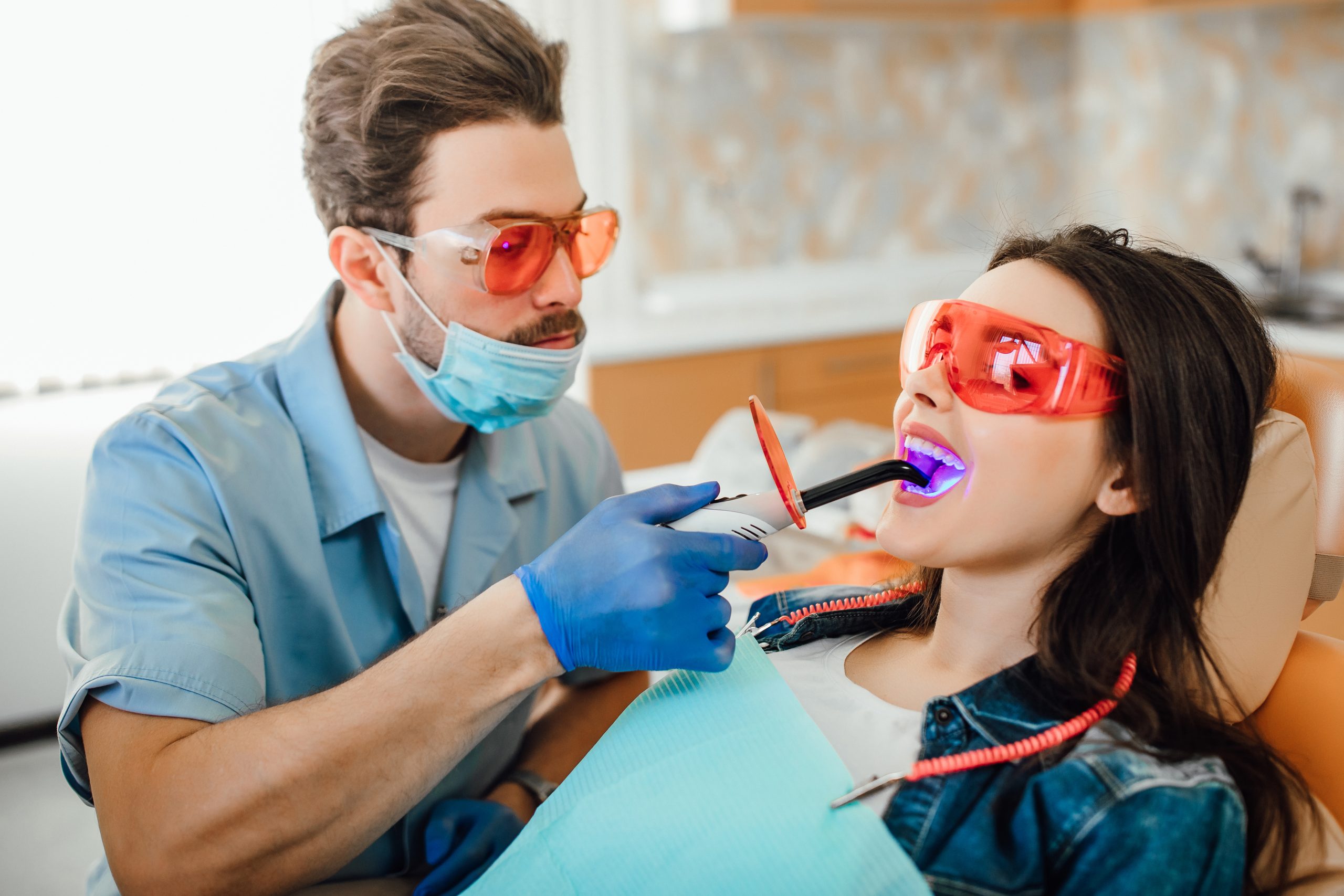 How Can Teeth Whitening Help Improve the Appearance of a Dull Smile